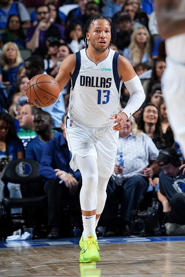 受到体育竞 受到体育竞